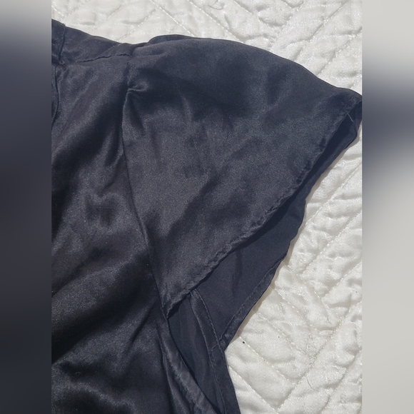 Calvin Klein Black Silky Flutter Sleeve Ruched V-Neck Top Size M - Picture 5 of 8
